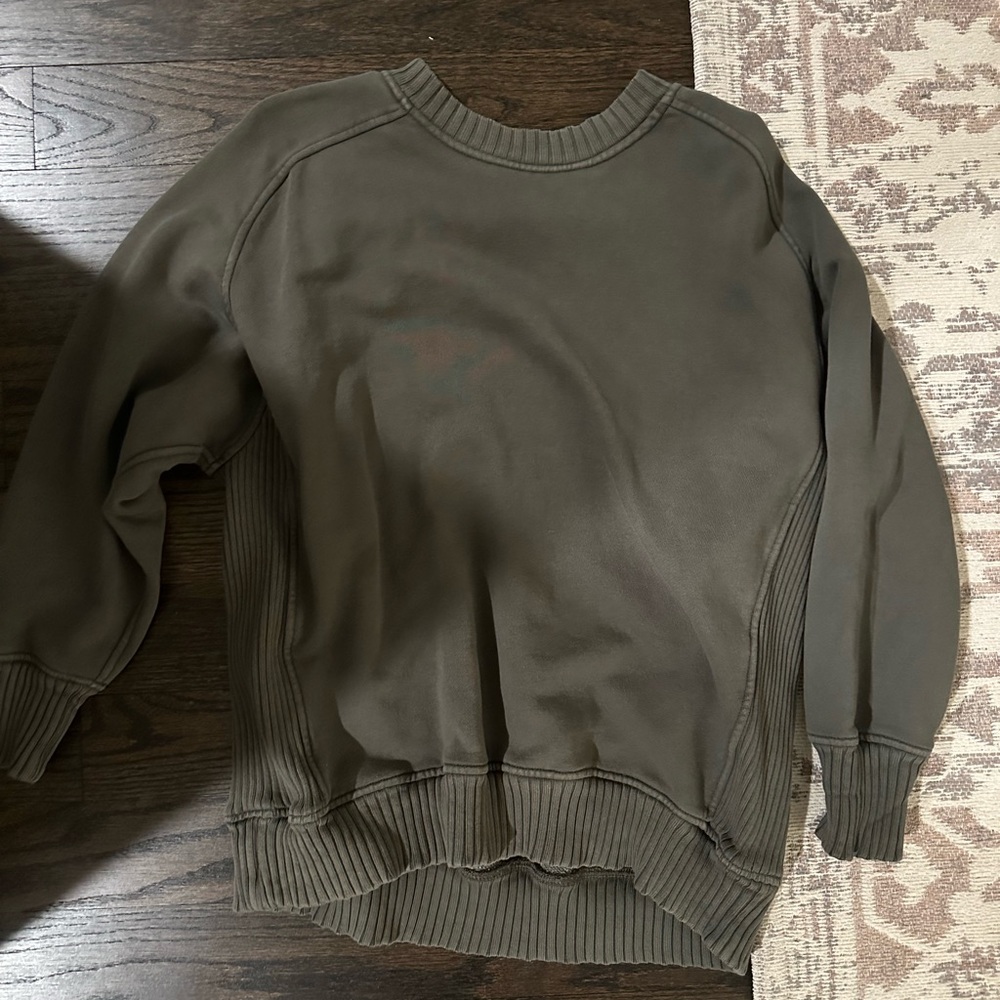 Aerie sweatshirt olive green XS